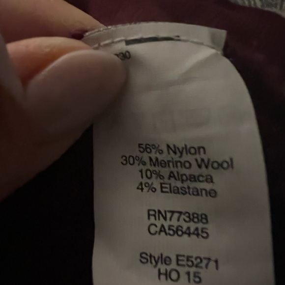 {{ Madewell Waffle Knit Turtle Neck Sweater }} - Picture 11 of 11